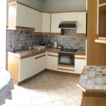 Daire Spacieux 78m2 Plein Centre, Balcon, Jusqu'a 6 Personnes La Bourboule