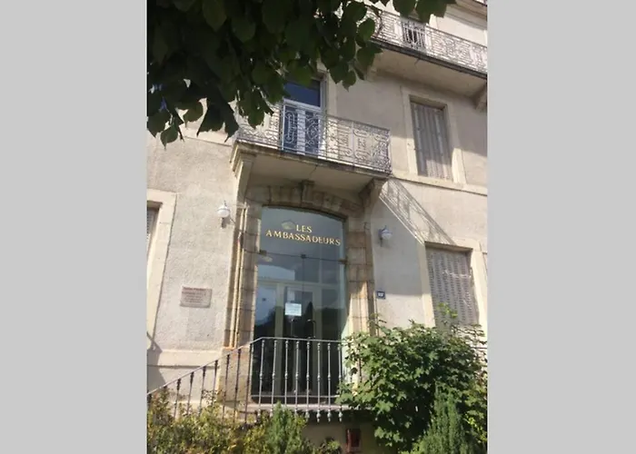 Appartement Spacieux 78m2 Plein Centre, Balcon, Jusqu’à 6 Personnes